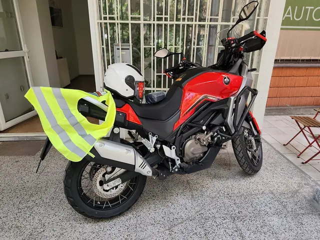 QJ Motor SVT 650 X